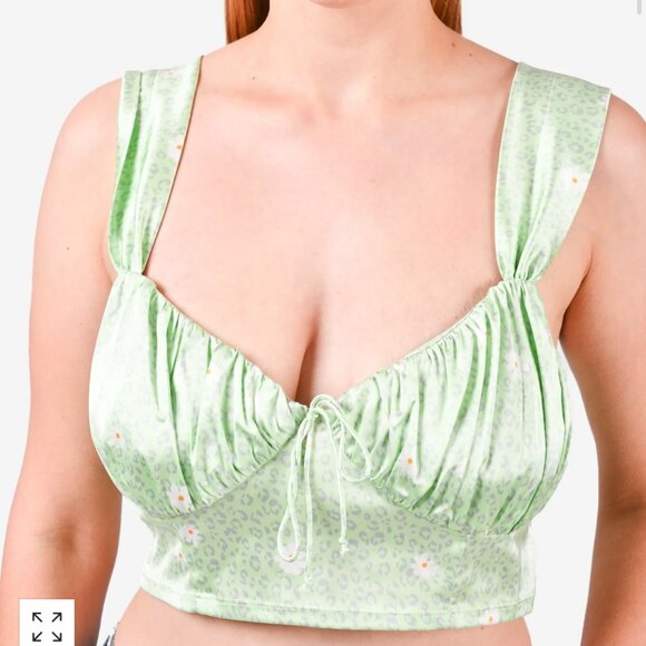 Robin Crop top, sweetheart neckline, mint cheetah print, satin fabric - Picture 7 of 7